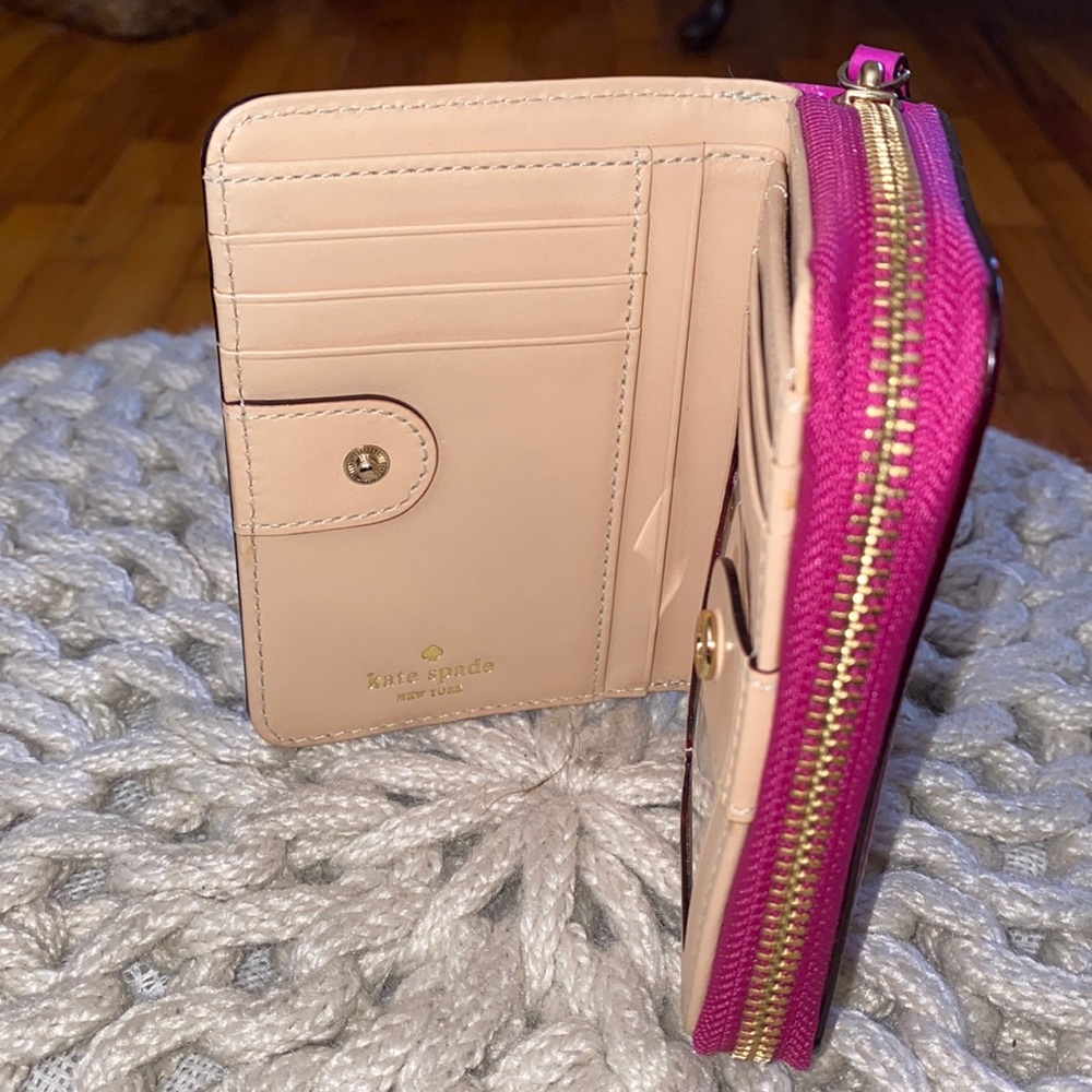 Kate Spade Hot Pink Wallet - Picture 5 of 7